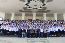 Seleksi program beasiswa mekanik untuk alat berat di Sumbawa Barat tetap transparan