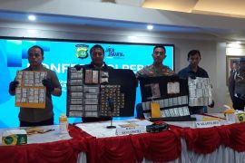 Kriminal kemarin, obat keras ilegal hingga pelecehan siswi SMP