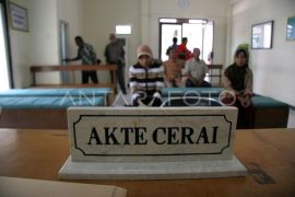 Cerai usai, tanggung jawab tak selesai