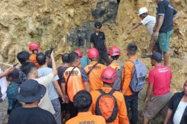 Pusdalops PB: Satu orang meninggal akibat longsor di Nias Selatan