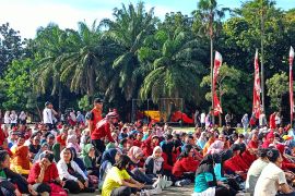 Pemkot Jaktim tetap gelar senam sehat meski ada pemberlakuan WFH
