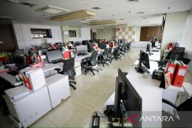 Gus Ipul ingatkan pegawai jaga layanan tetap optimal hari pertama WFH