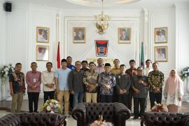 Bahas rencana KKN Mahasiswa, Wawako Maigus Nasir sambut LPPM UIN Imam Bonjol