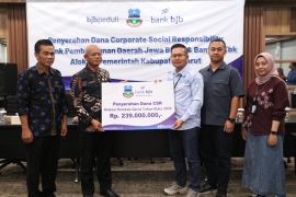 Pemkab Garut menyalurkan CSR Rp239 juta untuk 22 DKM