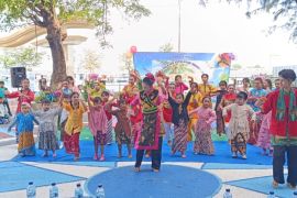 Seratusan pelajar tampilkan bakat di kreasi seni Kepulauan Seribu