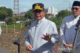 Jakarta plans local regulation to support child online safety rule