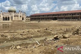 Menyusuri Aceh: Dari Lumpur, Harapan, hingga Ketegaran (1)