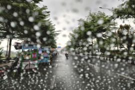 BMKG mengimbau warga manfaatkan peluang hujan guna antisipasi kekeringan