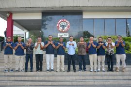 Silaturahmi ke PT Semen Padang, Pemkab Kepulauan Mentawai apresiasi mudik gratis dan jajaki sinergi layanan kesehatan dan infrastruktur