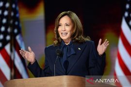 Mantan Wapres AS Harris pertimbangkan pencalonan presiden 2028