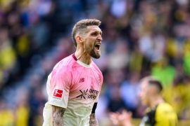 Takluk dari Bayer Leverkusen, harapan juara Dortmund menipis
