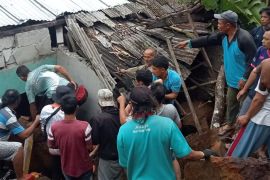 Satu orang meninggal akibat longsor di Sangkanayu Purbalingga
