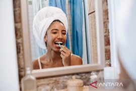 Gaya hidup sehari-hari yang menyebabkan penguningan gigi