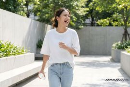 Gaya Santai Tetap Stylish, Tren Kaos Longgar Terus Mendominasi Pasar Fashion Lokal