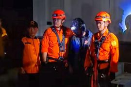 BPBD Kolaka gagalkan aksi percobaan lompat dari menara telekomunikasi