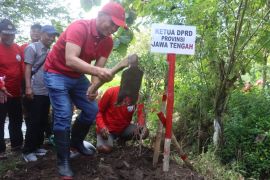 Sumanto canangkan program Jogo Kali Merawat Bumi