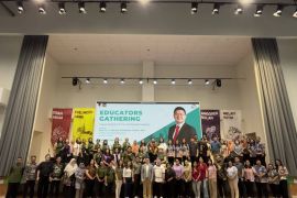 Binus School Surabaya dorong literasi AI, siapkan siswa hadapi era digital