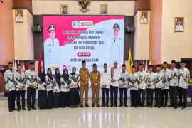 Bupati HSU kukuhkan 221 pengurus cabang dan cabang khusus PGRI