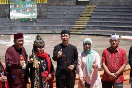 Wali Kota Bogor sebut golok bukan sekadar alat, tapi identitas budaya