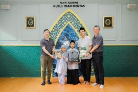 Anak-Anak Panti Asuhan abadikan "Foto Keluarga" pertama mereka