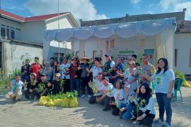 ANTARA Menanam di Kubu Raya wujudkan kelestarian lingkungan