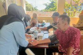 Jamaah calon haji OKU Sumsel disuntik vaksin COVID-19, jadi syarat wajib