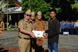 4.400 petani di Garut mendapatkan asuransi jiwa dan kesehatan