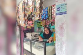 Langkah kecil berdampak besar: Ibu Dewi, Kartini masa kini yang tebar manfaat untuk lingkungan