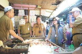 Pemkot Banjarmasin pantau fluktuasi harga sejumlah komoditas bapokting