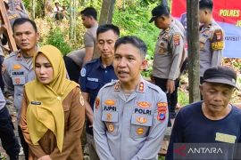 Polres HST rehabilitasi Jembatan Merah Putih dukung akses pendidikan dan pertanian