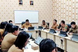 Pertahankan UHC, Pemkab Simalungun gelar rapat forum komunikasi