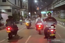 Brimob Polda Metro Jaya tangkap tiga pelaku balap liar di Jaktim