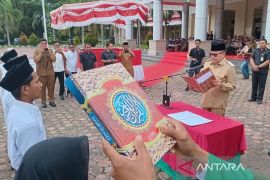 Pemkab Nagan Raya lantik 500 "tuha peut", maksimalkan pengawasan desa