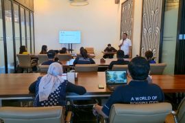 Kemenkum NTT mendampingi 17 UMKM Manggarai Barat daftarkan merek usaha