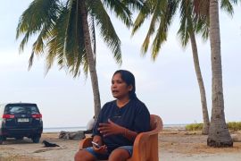 Mama Redha, Nelayan perempuan Sumba yang sudah Go Digital berkat Fintech Amartha