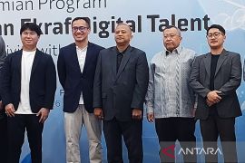 Kemenekraf nilai pemanfaatan AI bisa memutus kesenjangan teknologi