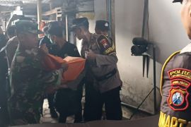 Polisi selidiki lansia meninggal bersimbah darah di Tulungagung