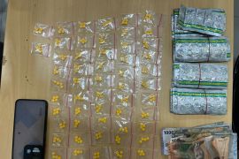 Pengedar obat keras di Karawang diringkus, pemasoknya masih diburu