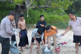 Polda Jatim jemput barang bukti narkoba temuan warga Pulau Giligenting Sumenep