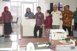 Sekda Tulungagung sidak OPD pastikan layanan publik normal pasca Lebaran