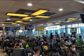 Jadwal Penerbangan BIM 15 April 2026: Jakarta, Kuala Lumpur, hingga Singapura Padat