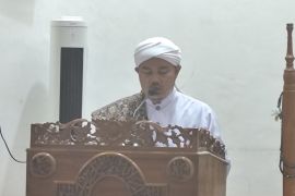 Ustadz Hilal ingatkan hati-hati bisikan iblis syaitan