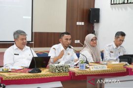 Wawako Padang Panjang tekankan pentingnya data akurat untuk penanggulangan kemiskinan