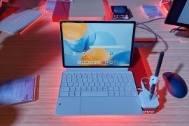 Fitur AI pada Lenovo Yoga Tab dukung kreativitas dan produktivitas pengguna