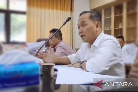 DPRD Karawang kritisi anggaran pengadaan pulsa Rp5,6 miliar DPPKB