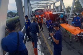 Geger, Tim Gabungan Evakuasi Kerangka Manusia di Jembatan Dayeuhkolot