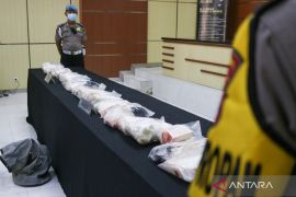 Prancis sita 3,3 ton kokain  di perairan Atlantik