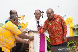 Mgr Bernardus  Baru: Lokakarya memontum perkuat sinergi bangun pendidikan