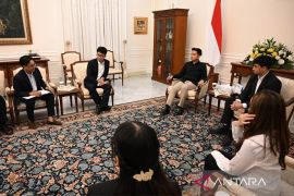 Gibran dorong literasi AI inklusif hadapi disrupsi digital