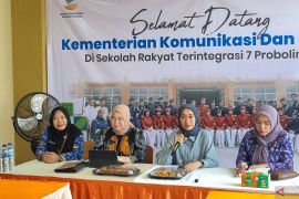 Komdigi dan media kunjungan jurnalistik ke SRT 7 Probolinggo